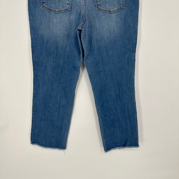 Ingrid and Isabel Straight Crop Distressed Over The Belly Maternity Jeans 10 - Picture 6 of 11